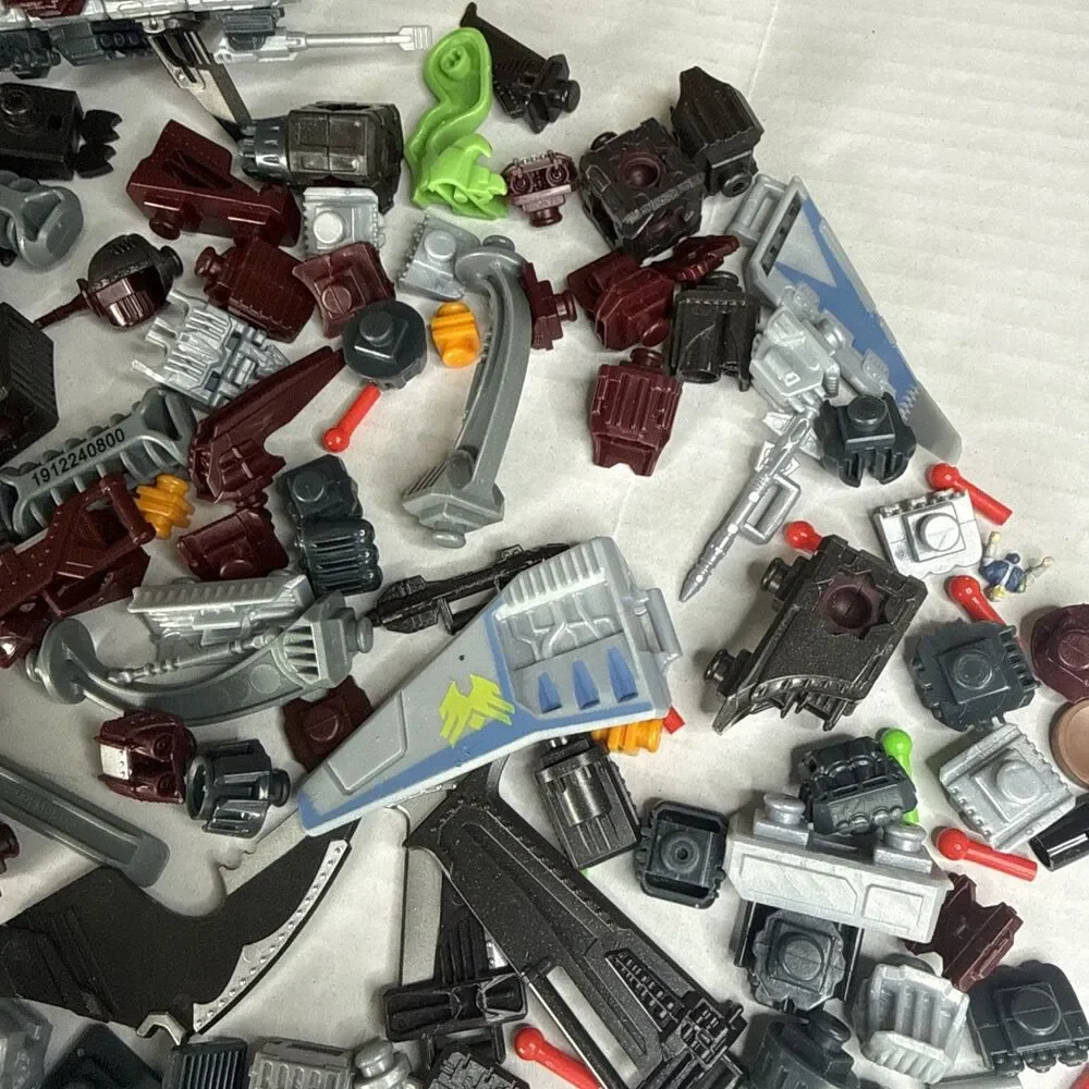 Snap Ships Build To Battle Large Piece Parts Lot Weapons Spares Bundle
